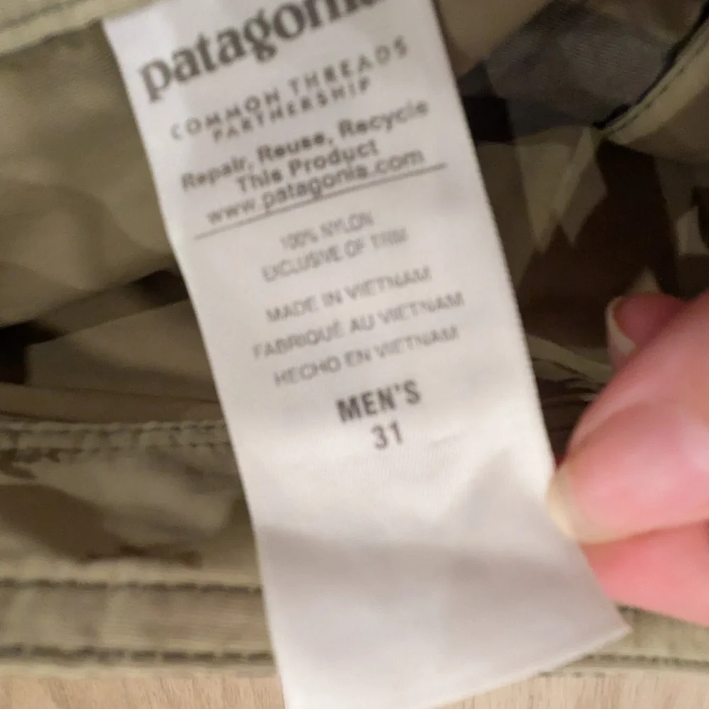 Patagonia Men Swim Shorts Brown With Stripes Size 3